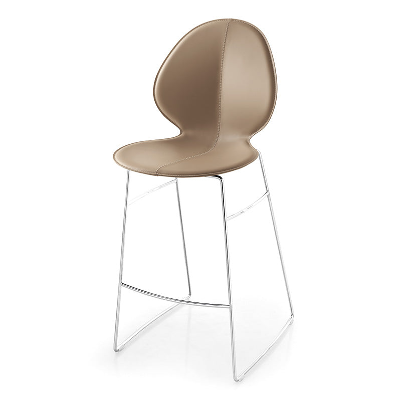 Calligaris Basil CS1354 counter stool, detail view