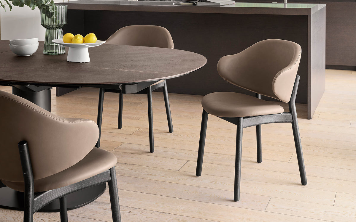 Calligaris Holly CS2080 dining armchair, room setting