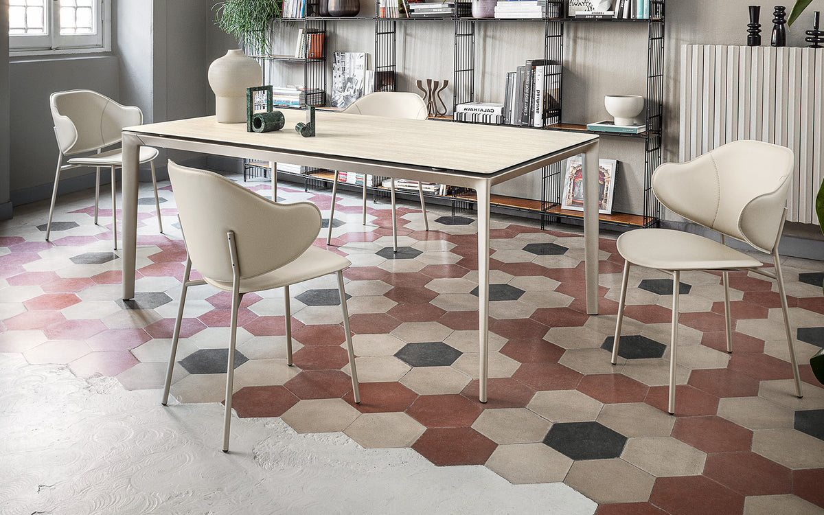 Calligaris Holly CS2037 dining armchair, room setting