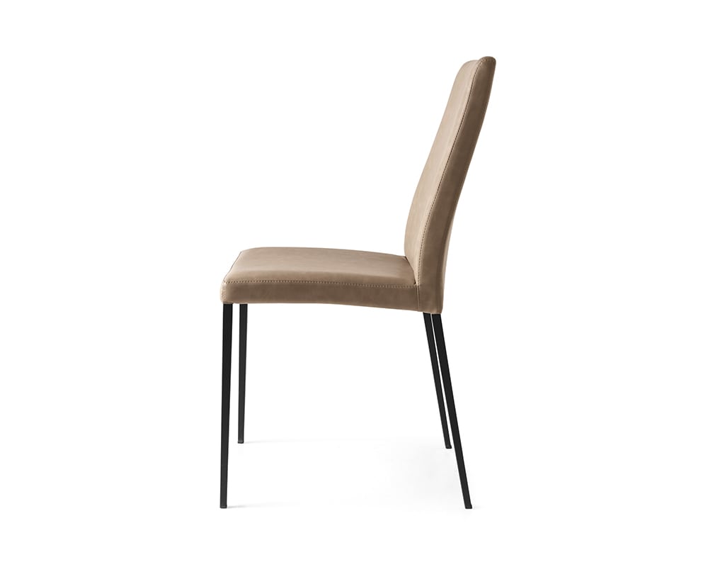 Calligaris Aida CS1452-A dining chair, detail view