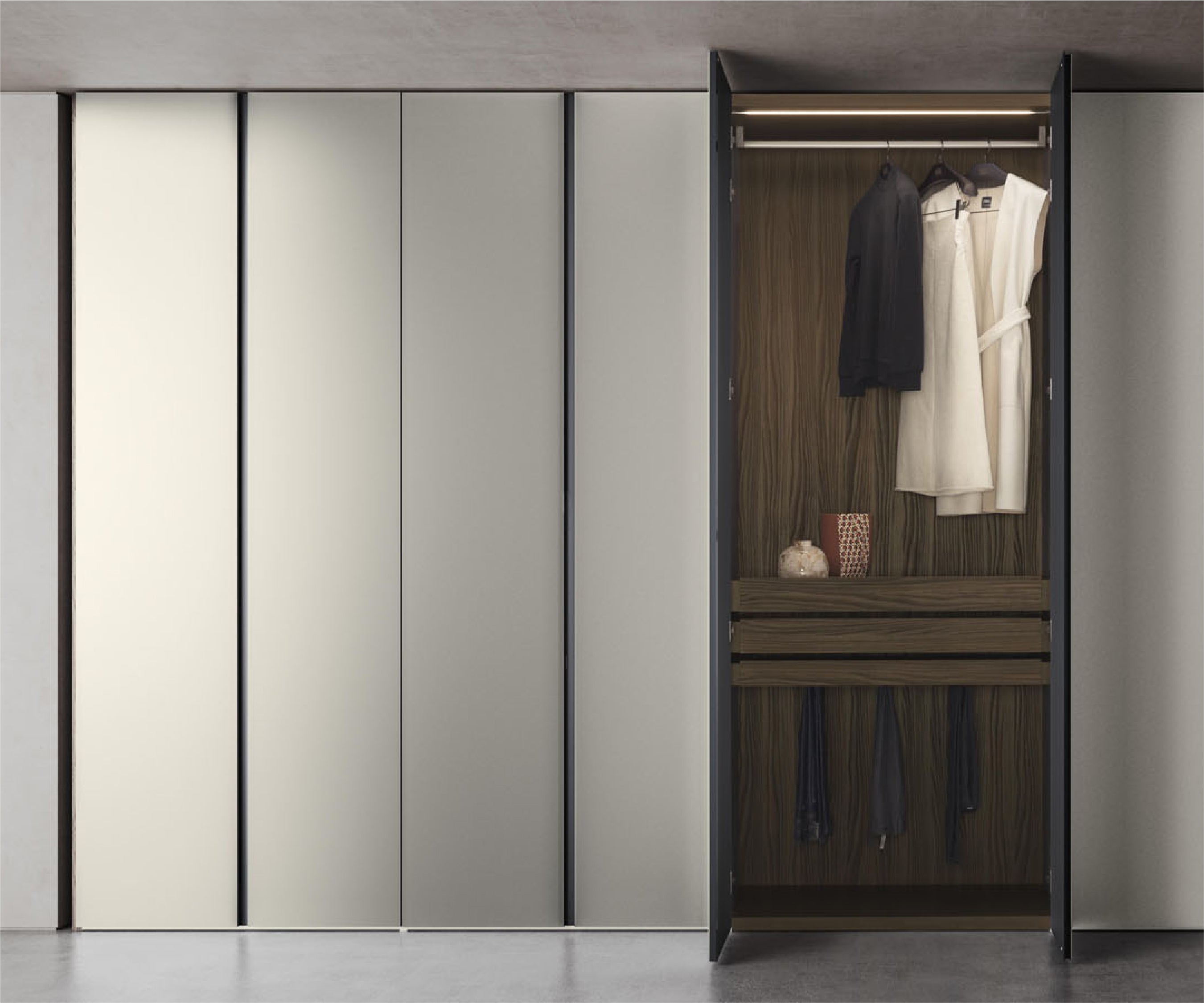 Wardrobes & Walk-in-Closets
