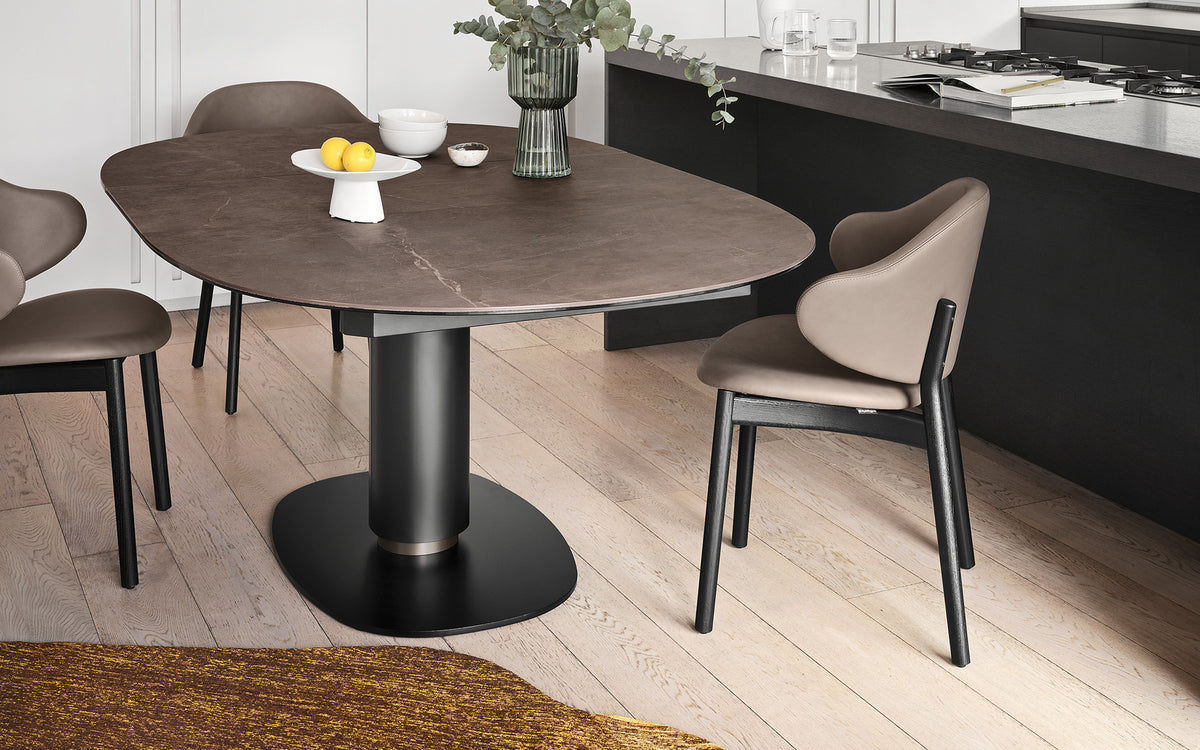 Calligaris Holly CS2080 dining armchair, room setting