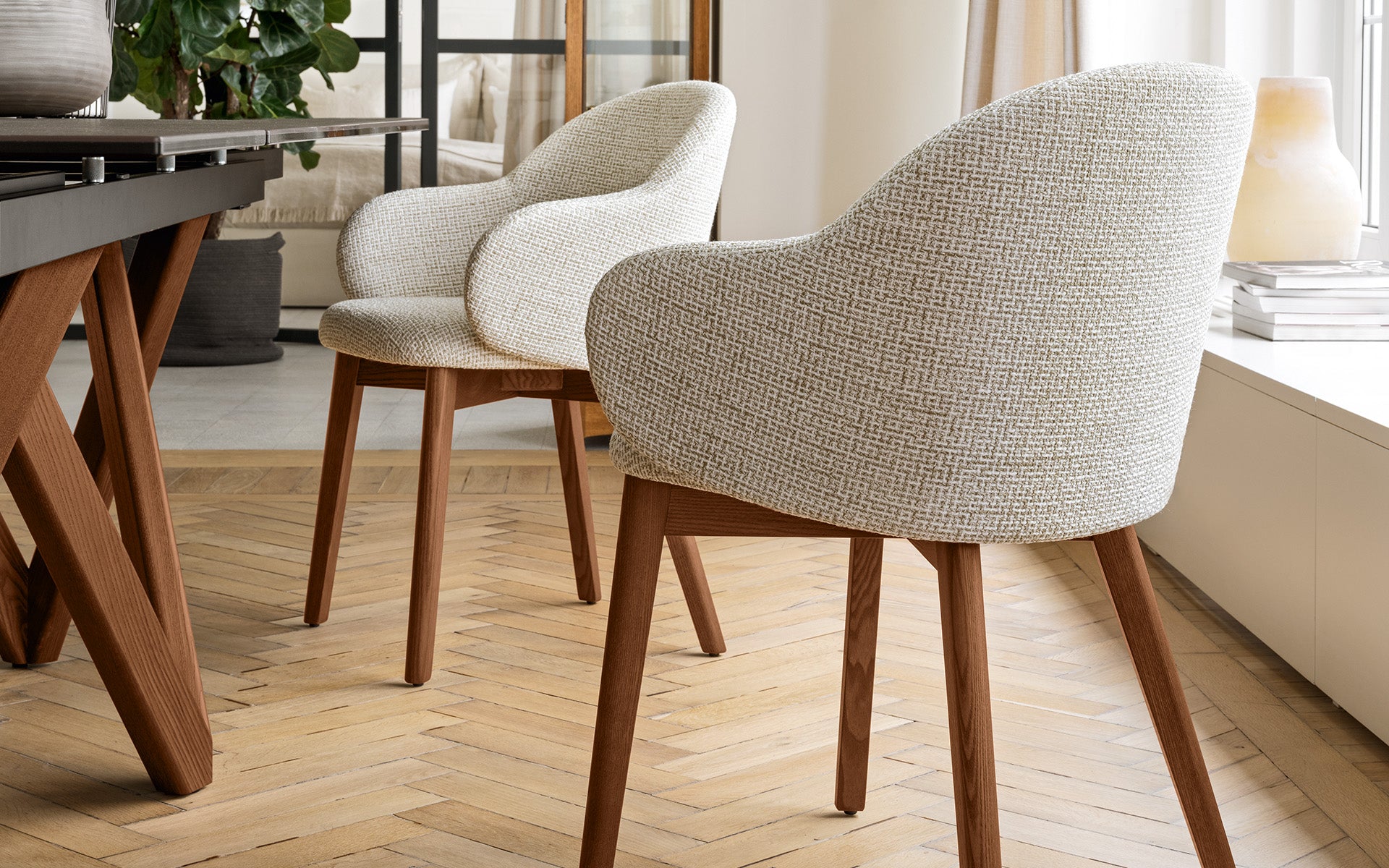Calligaris Holly Fab CS2206 dining chair, room setting