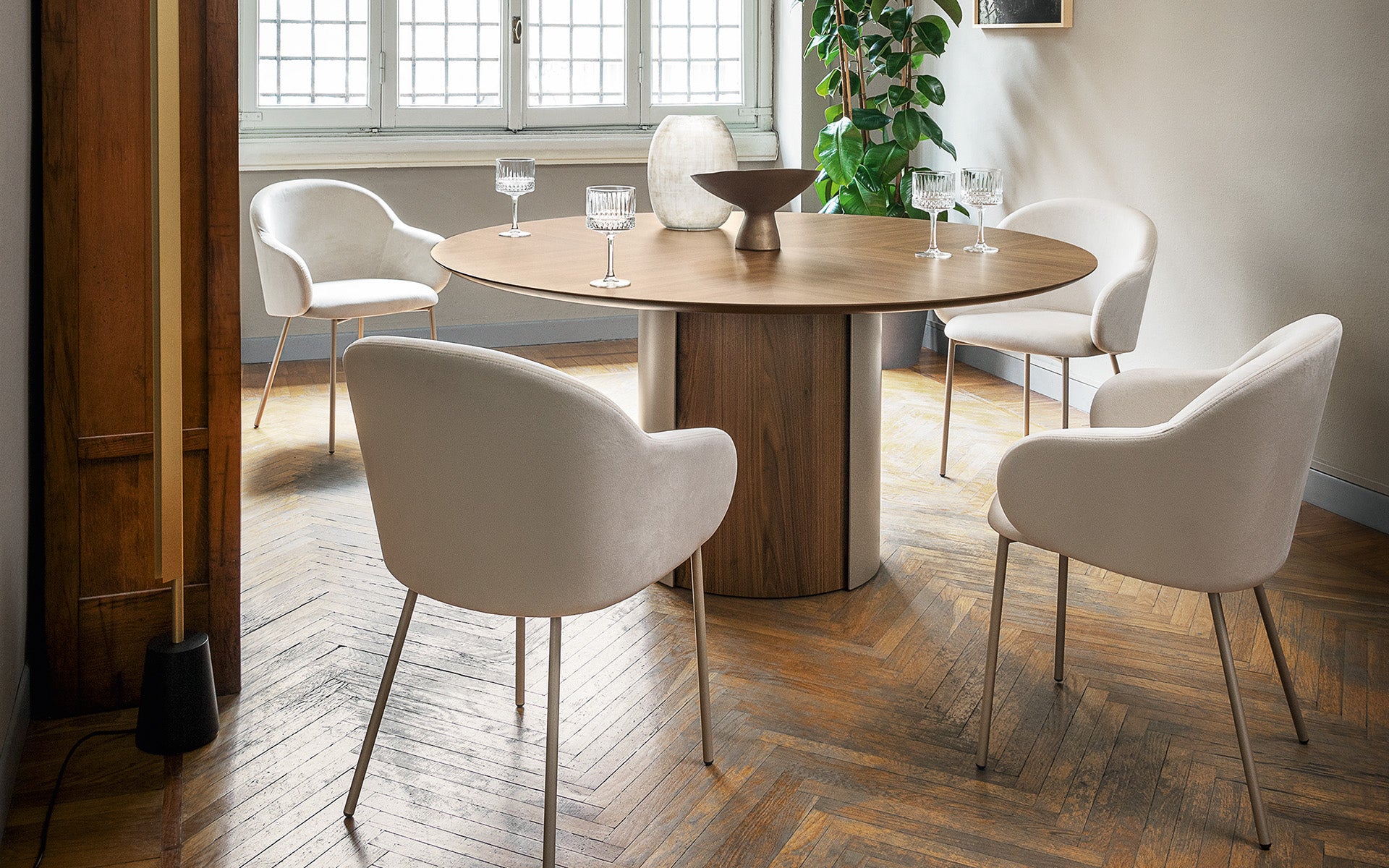 Calligaris Holly Fab CS2212 dining chair, room setting