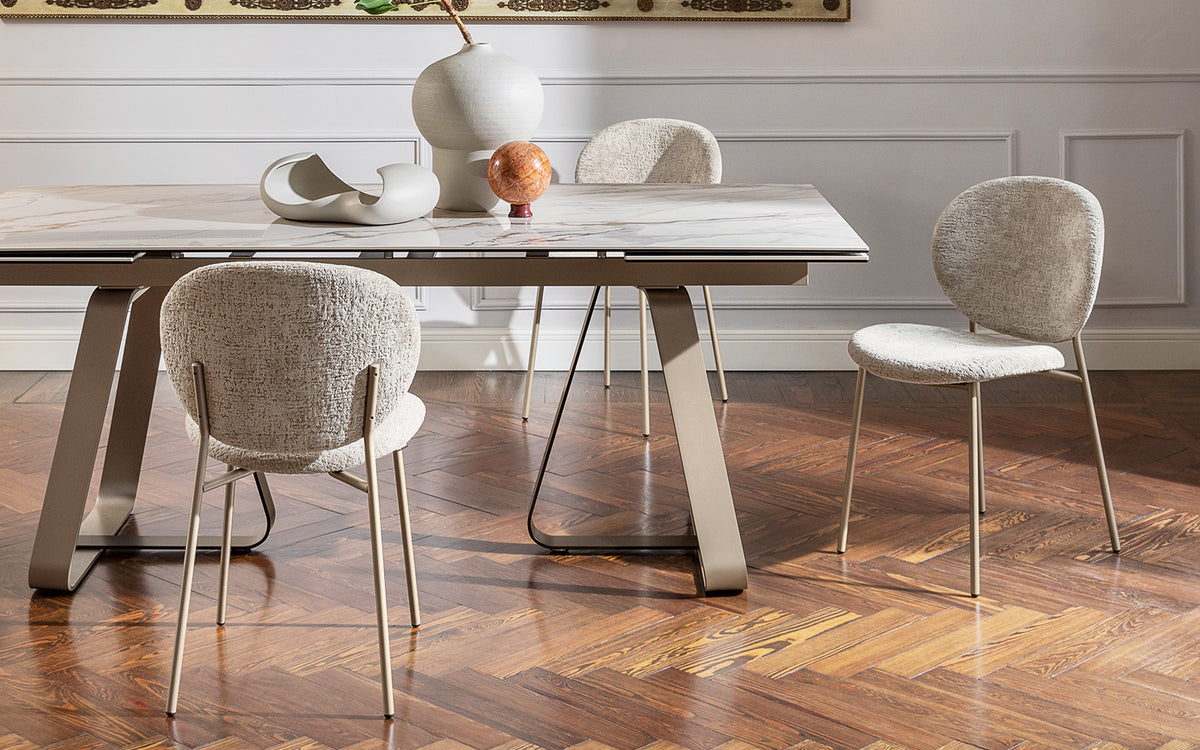 Calligaris Inès CS2004 dining chair, room setting
