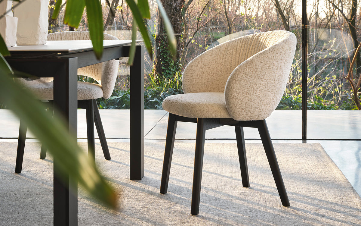 Calligaris Anime CS2247 dining chair, room setting