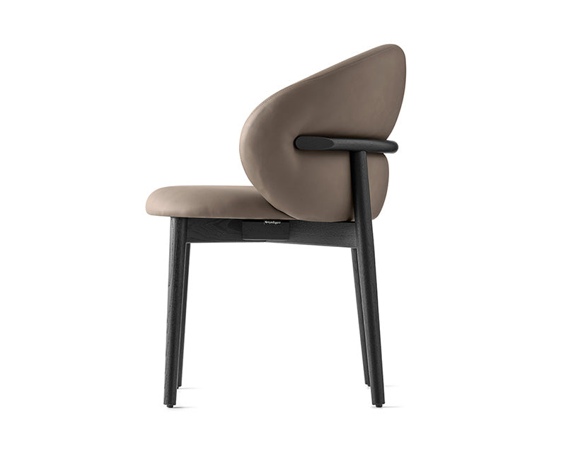 Calligaris Oleandro CS2226 dining chair, detail view