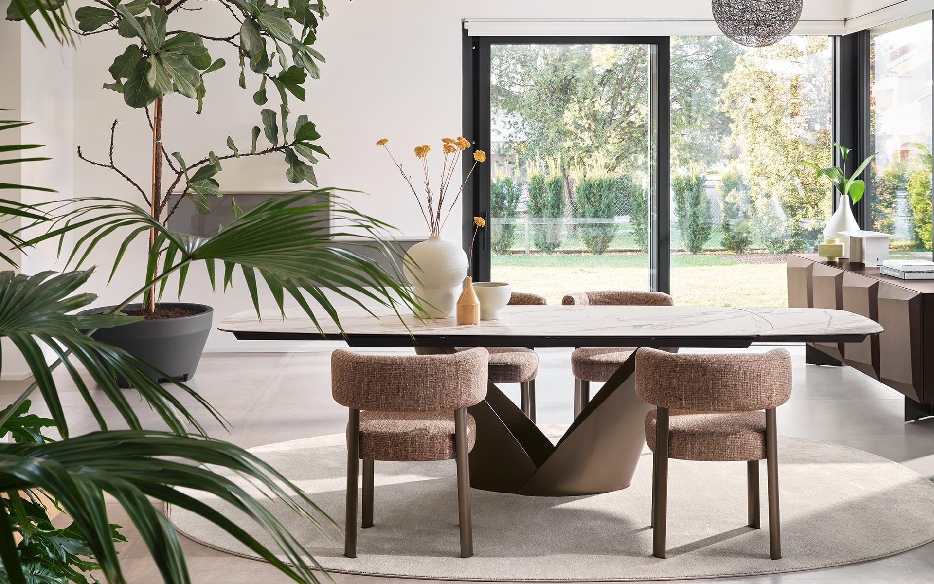 Calligaris Calla CS4159-S 165 extendable dining table, room setting