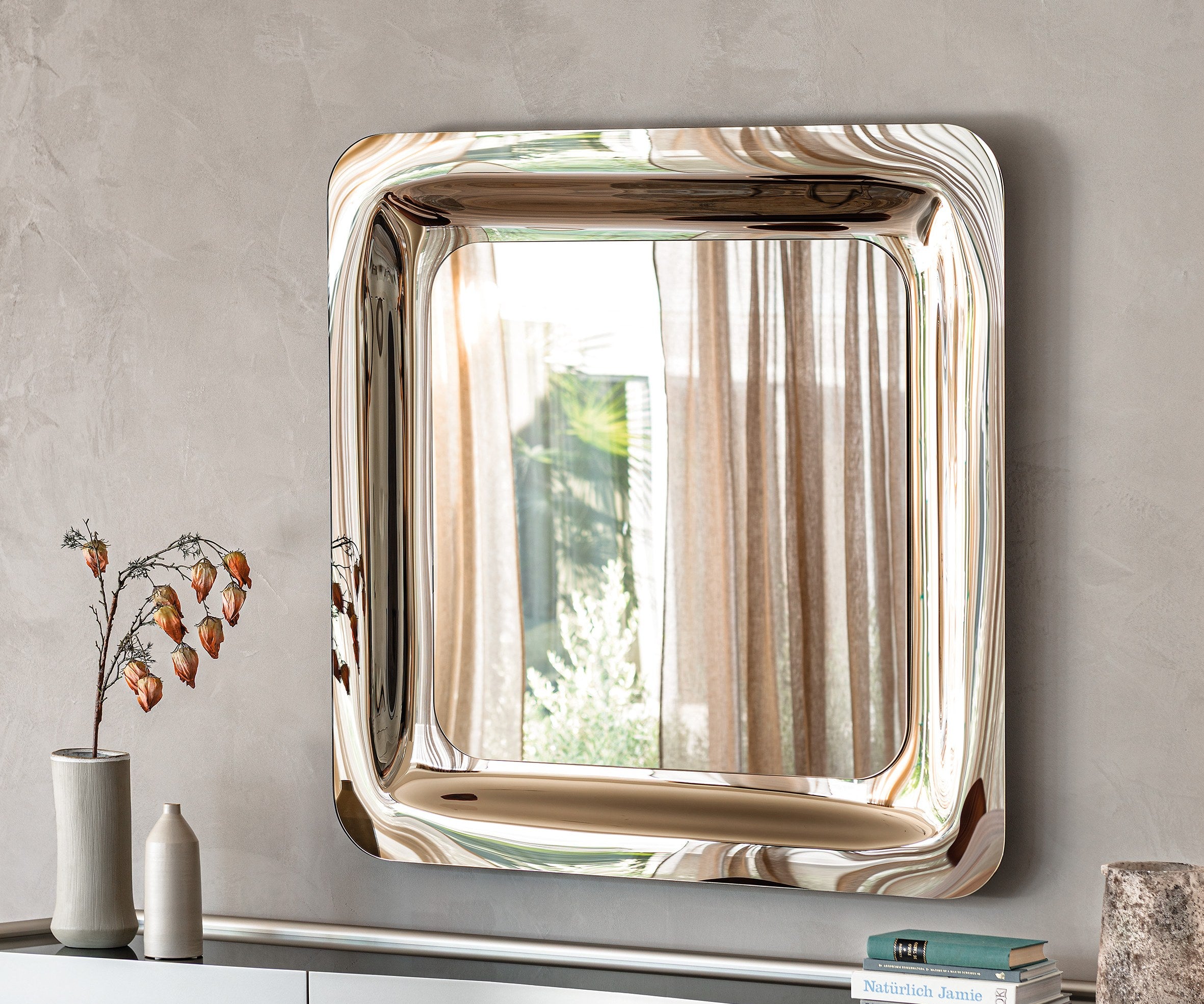 Cattelan Italia Glenn mirror in a room setting