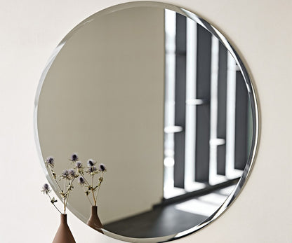 Cattelan Italia Hawaii Round mirror in a room setting