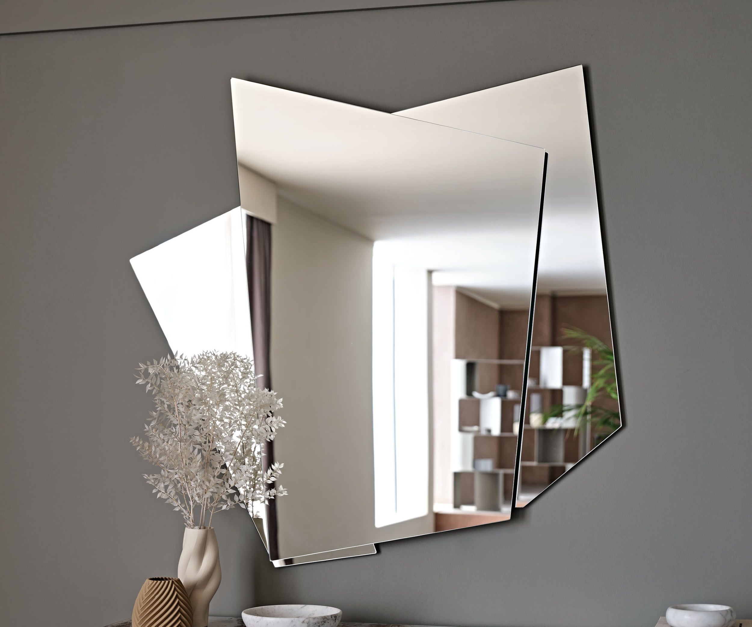Cattelan Italia Risiko mirror in a room setting