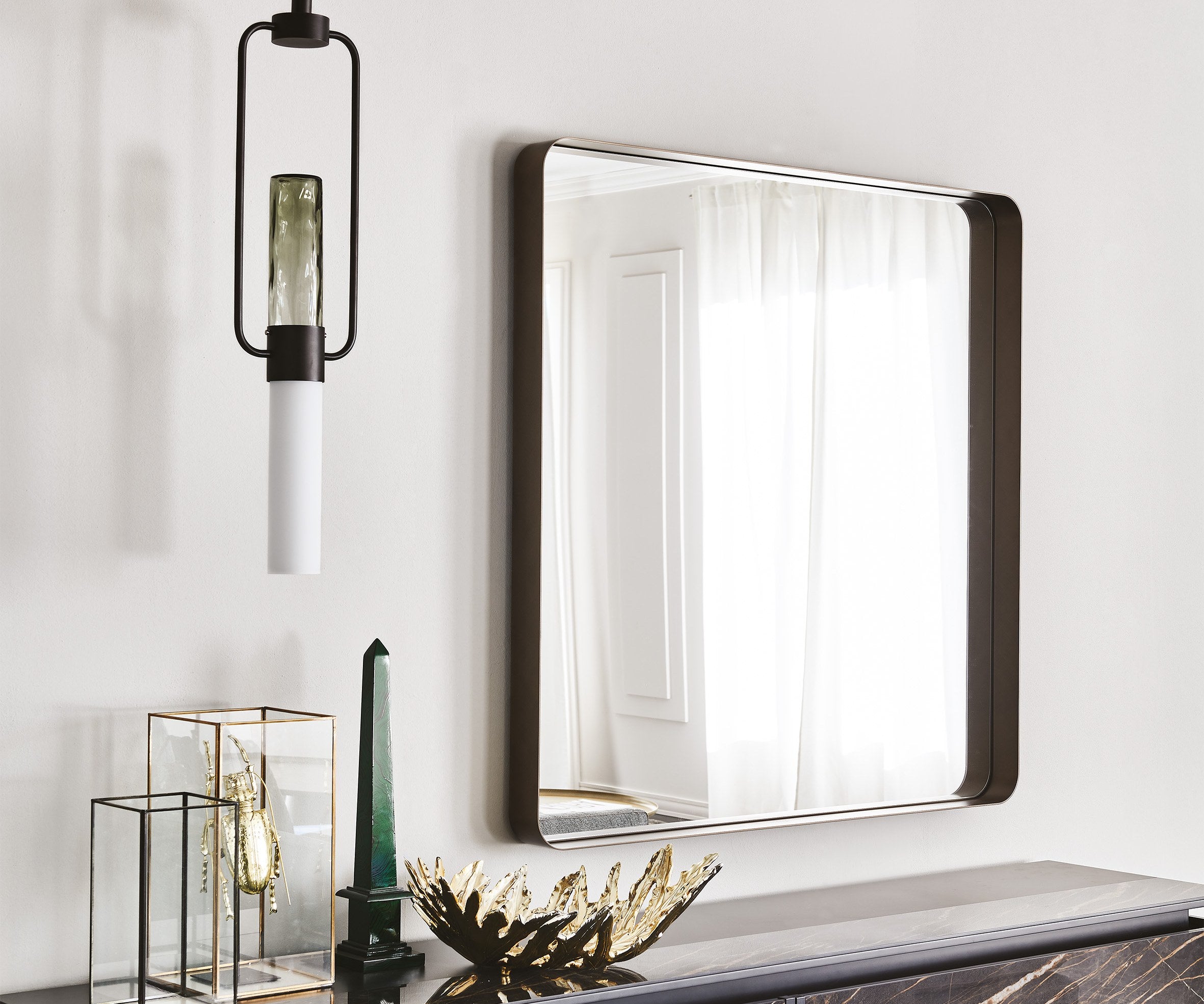 Cattelan Italia Wish S mirror in a room setting